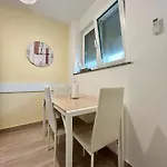 Ravkin Apartman *