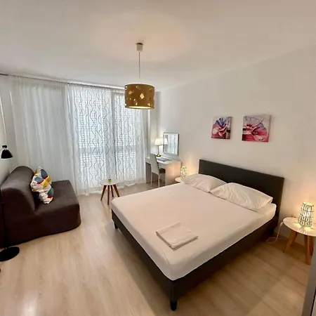 Ravkin Apartment *